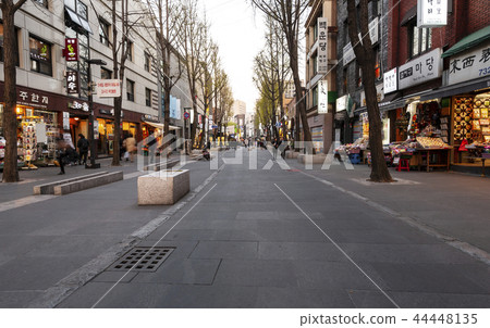Insa-dong Insa-dong 44448135
