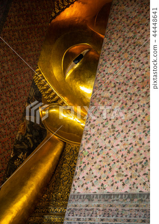 Reclining Buddha (Wat Pho) 44448641