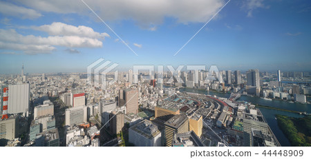 Tokyo cityscape in Japan Tsukiji market · The history of 83 years, closed on 6 days. Right behind is the Toyosu market, etc. Tokyo cityscape in Japan Tsukiji market · The history of 83 years, closed on 6 days. Right behind is the Toyosu market, etc. 44448909