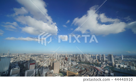 東京都市風景在日本築地市場·歷史83年，關閉6天。緊隨其後的是豐洲市場等。 44448910