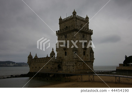 Portugal winter landscape 44454190