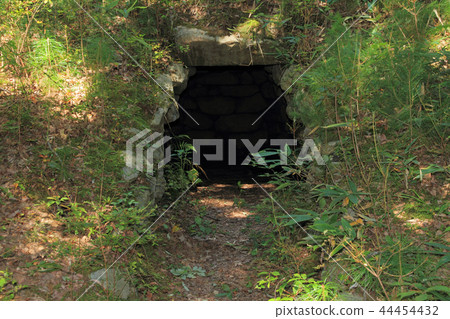 Matsukawa village grandfather in Nagano Prefecture tombs burial mound Matsukawa village grandfather in Nagano Prefecture tombs burial mound 44454432