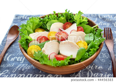 雞肉沙拉的物質圖片 雞肉沙拉的物質圖片 44456383