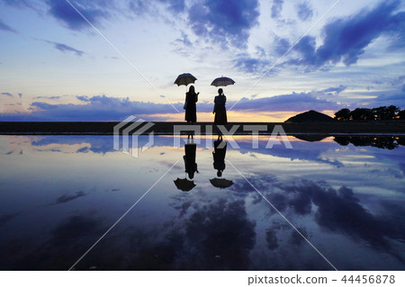 Father's Mother Beach Mirror of the Sky 1268 + Father's Mother Beach Mirror of the Sky 1268 + 44456878