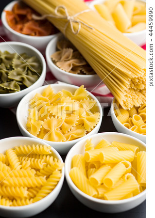 Various types of italian pasta. 44459990