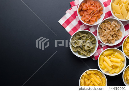 Various types of italian pasta. 44459991