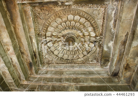 VARAHA TEMPLE, Lotus Ceiling, Khajuraho, MP VARAHA TEMPLE, Lotus Ceiling, Khajuraho, MP 44461293