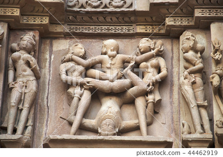 KANDARIYA MAHADEV TEMPLE, South Wall, Khajuraho KANDARIYA MAHADEV TEMPLE, South Wall, Khajuraho 44462919