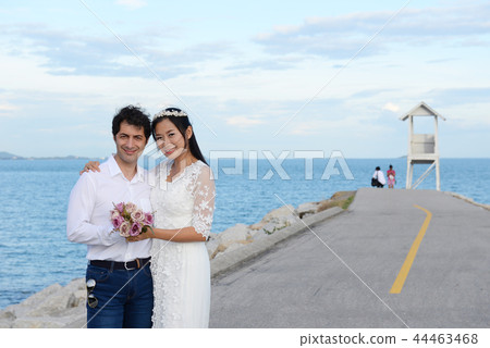 Couple just got married. Couple just got married. 44463468