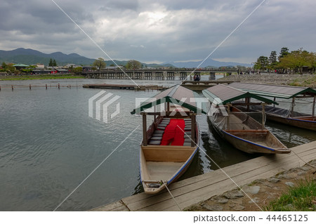 Arashiyama 44465125