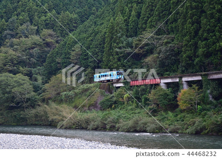 Vehicle of the Kinkawa Railway 44468232