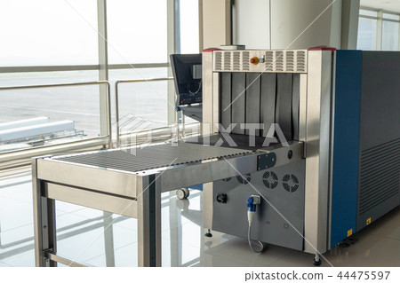 X-ray scanner baggage and metal detectors 44475597