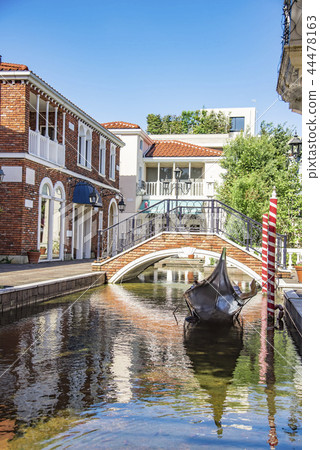 [La Vita Jiyugaoka] 44478163