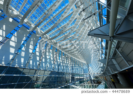 Tokyo International Forum Blue Sky 44478689
