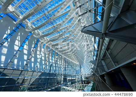 Tokyo International Forum Blue Sky 44478690