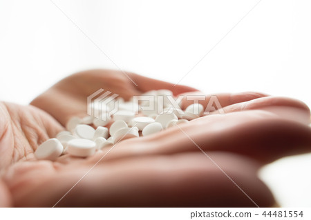 Drug overdose, overdose, OTC drugs Drug overdose, overdose, OTC drugs 44481554