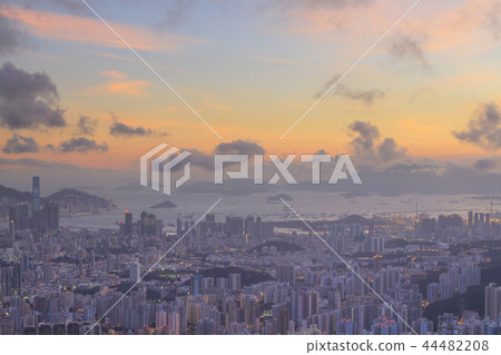 a Fei ngo shan Kowloon Peak cityscape skyline. a Fei ngo shan Kowloon Peak cityscape skyline. 44482208