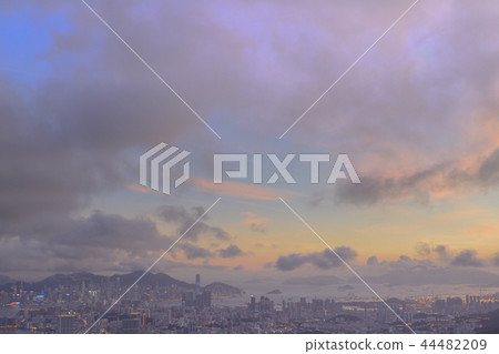 a Fei ngo shan Kowloon Peak cityscape skyline. a Fei ngo shan Kowloon Peak cityscape skyline. 44482209