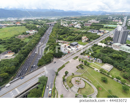 Taiwan highway empty shot 44483072