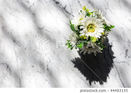 flower vase on table flower vase on table 44483135