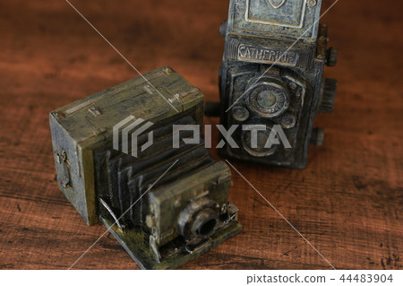 Miscellaneous goods Two-lens reflex camera Miscellaneous goods Two-lens reflex camera 44483904