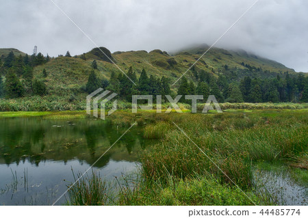 Yangming Mountain Dream Lake Yangming Mountain Dream Lake 44485774