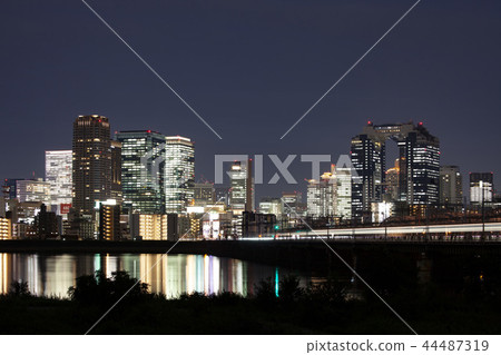 大阪梅田夜視圖 44487319