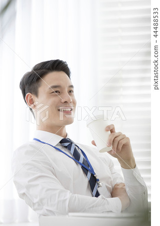 Koreans, young people, business people Koreans, young people, business people 44488533