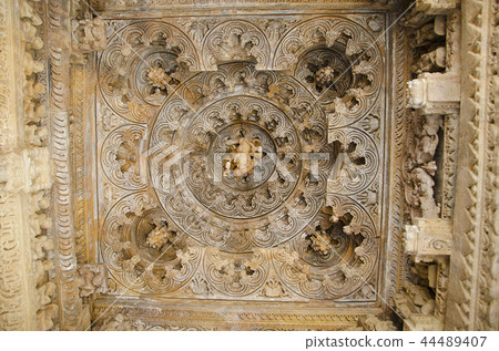 PARSVANATH TEMPLE, Mandapa Ceiling, Khajuraho, MP 44489407
