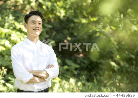 韓國青年 44489659