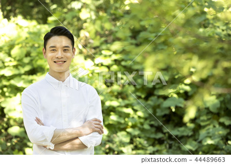 韓國青年 44489663