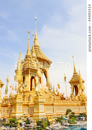 The Gold Beautiful of some supplementary structure The Gold Beautiful of some supplementary structure 44493414