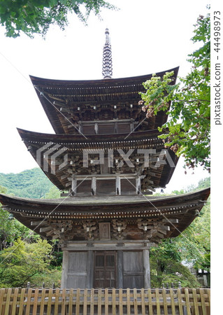 Maeyama Temple (National Important Cultural Property Triple Tower) Maeyama Temple (National Important Cultural Property Triple Tower) 44498973
