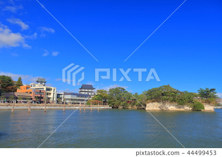 Matsushima Godaido under fine weather 44499453