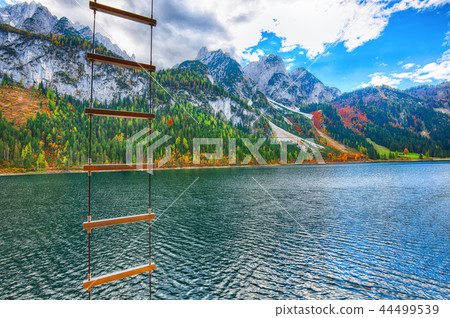 Beautiful view of idyllic colorful autumn scenery Beautiful view of idyllic colorful autumn scenery 44499539