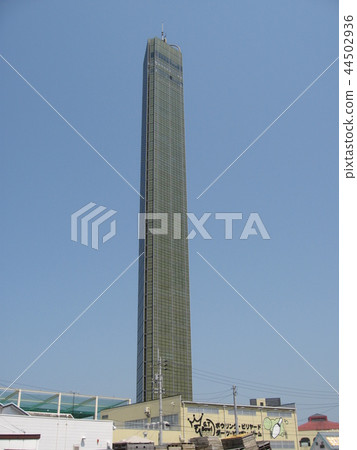 Gold Tower Gold Tower 44502936