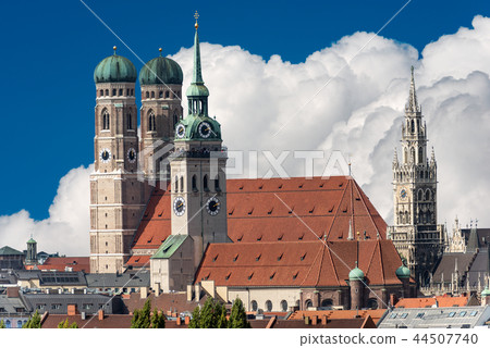 Cityscape of Munich - Bavaria Germany Cityscape of Munich - Bavaria Germany 44507740