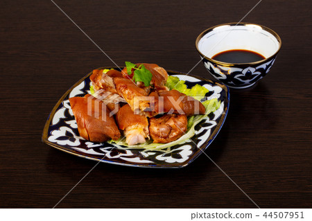 Baked pork with skin 44507951