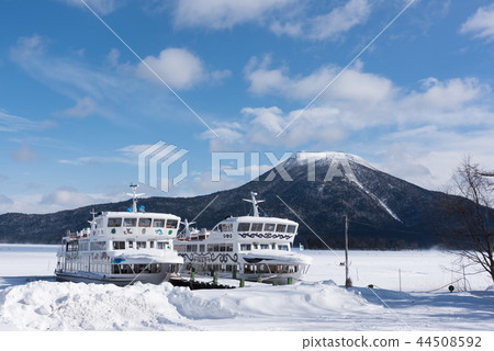 阿寒湖在冬天 阿寒湖在冬天 44508592