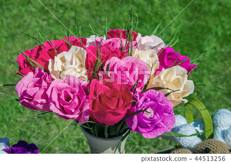 Made bouquet of paper flowers 44513256