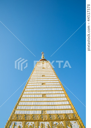 A pagoda in the temple 44517378