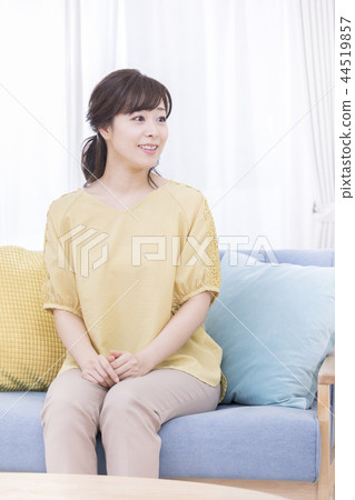 30s Women 30s Women 44519857