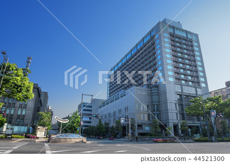 Kawaramachi Oike交叉口 44521300
