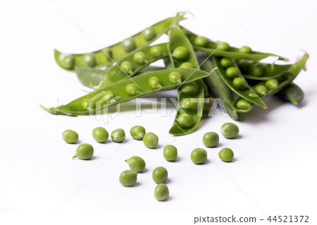 a green pea a green pea 44521372