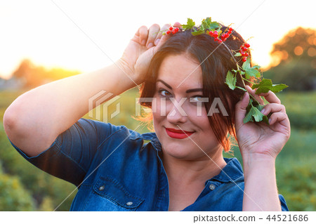 portrait of a happy smiling girl portrait of a happy smiling girl 44521686