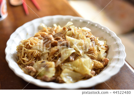 日本美味的自製日式炒麵 44522480