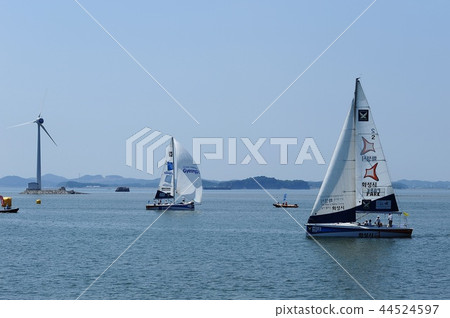 Yachting competition 44524597