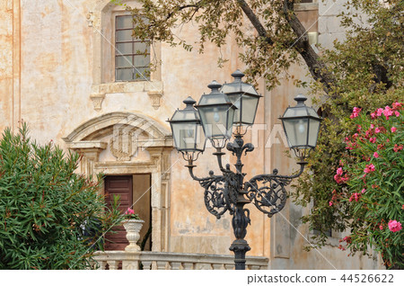 Cast iron street lamps - Taormina 44526622