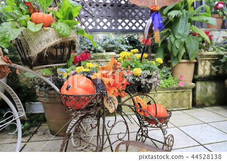 Halloween decoration Halloween 44528138