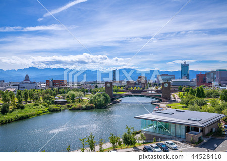 Toyama Tomiiwa Canal Ring Water Park 44528410